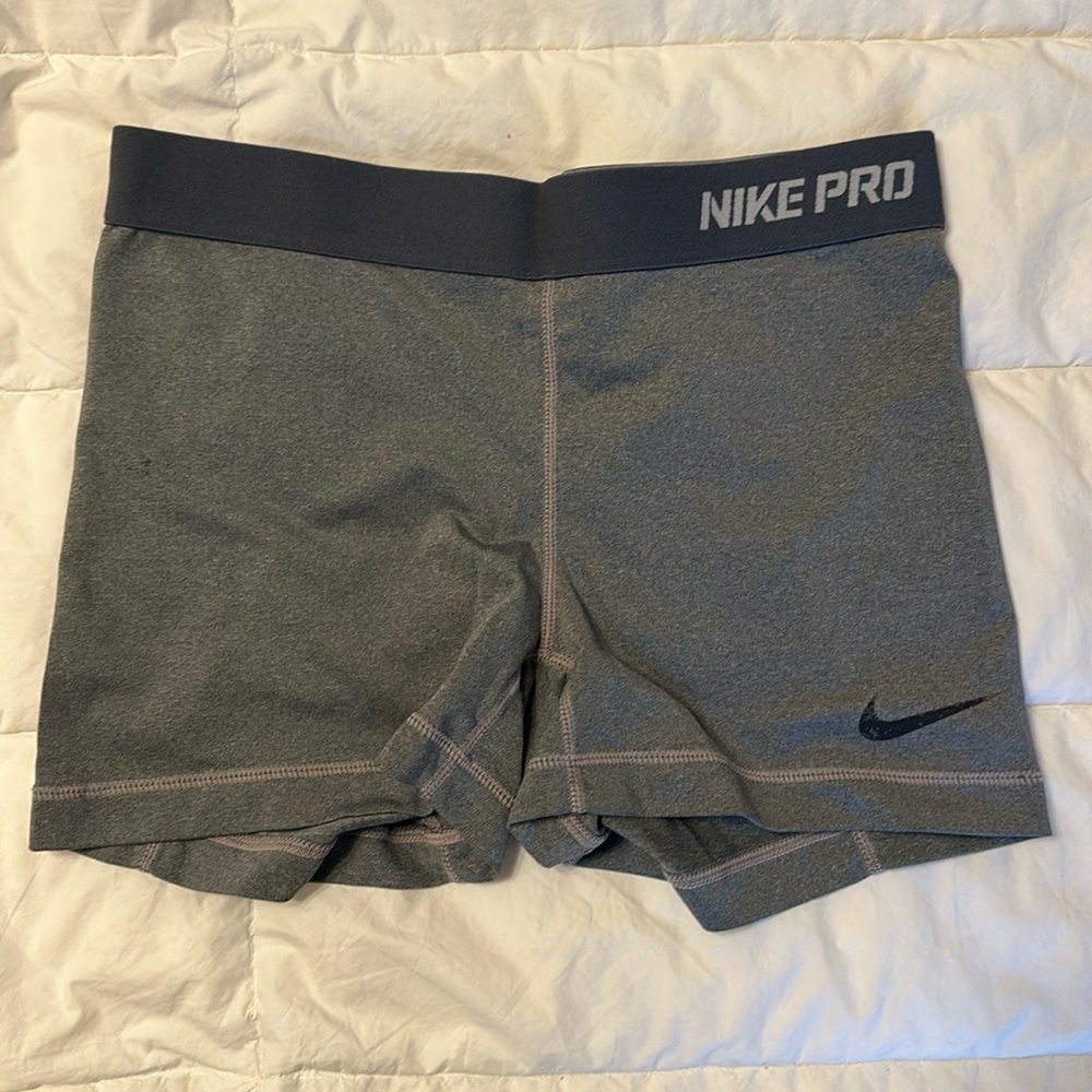 Nike Grey Dri-Fit Spandex Size Medium